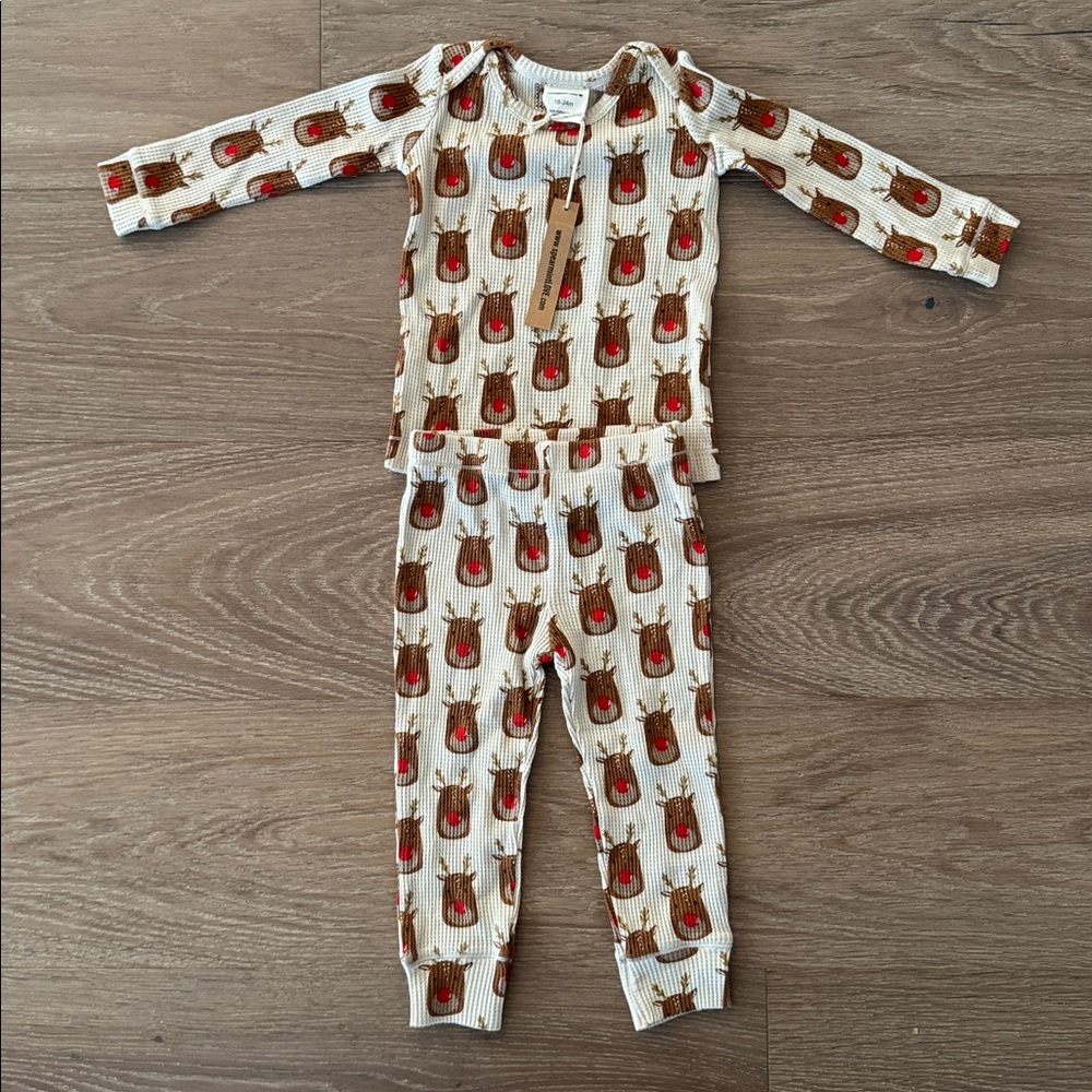 Spearmint Love Reindeer kids pajama set. Size 18-24 months. New with tags.